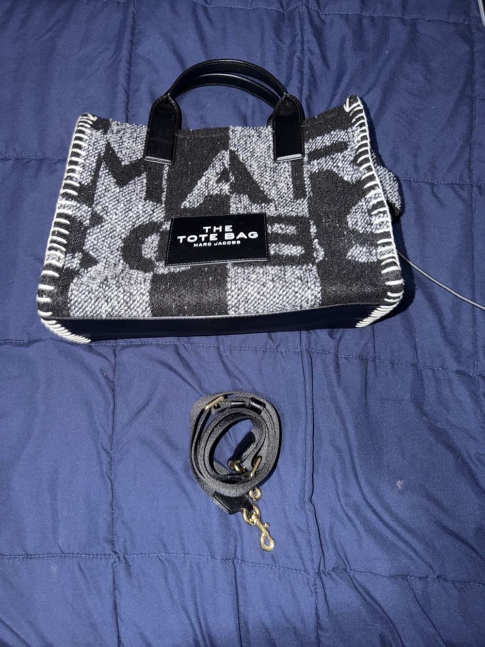 Marc Jacobs The Tote Bag - Black and Gray wool Tote - Picture 6 of 8